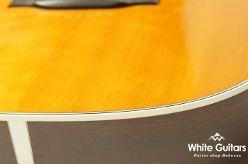 Custom Shop D-28 Premium Grade Bearclaw Sitka Spruce / Madagascar Rosewood